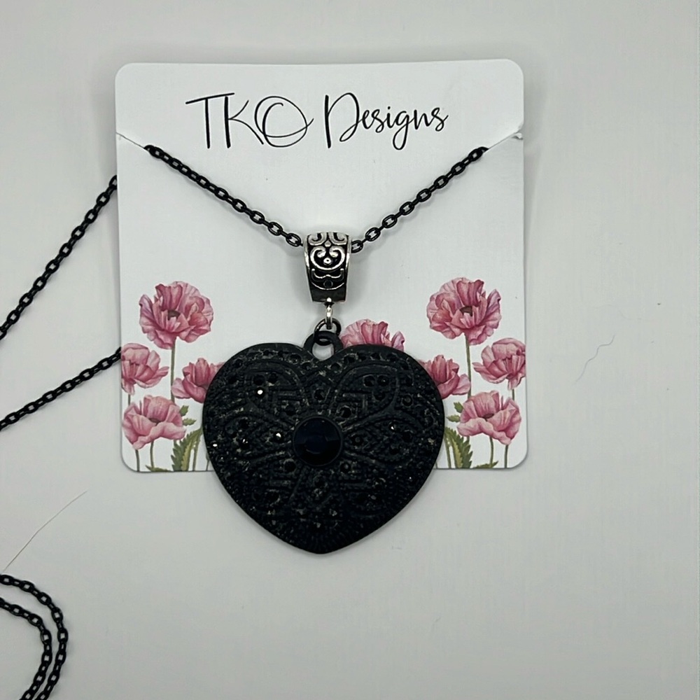 Black Heart Necklace